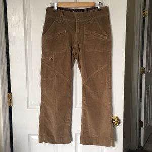 Athleta Corduroy Dipper Pant Khaki 6 Petite EUC